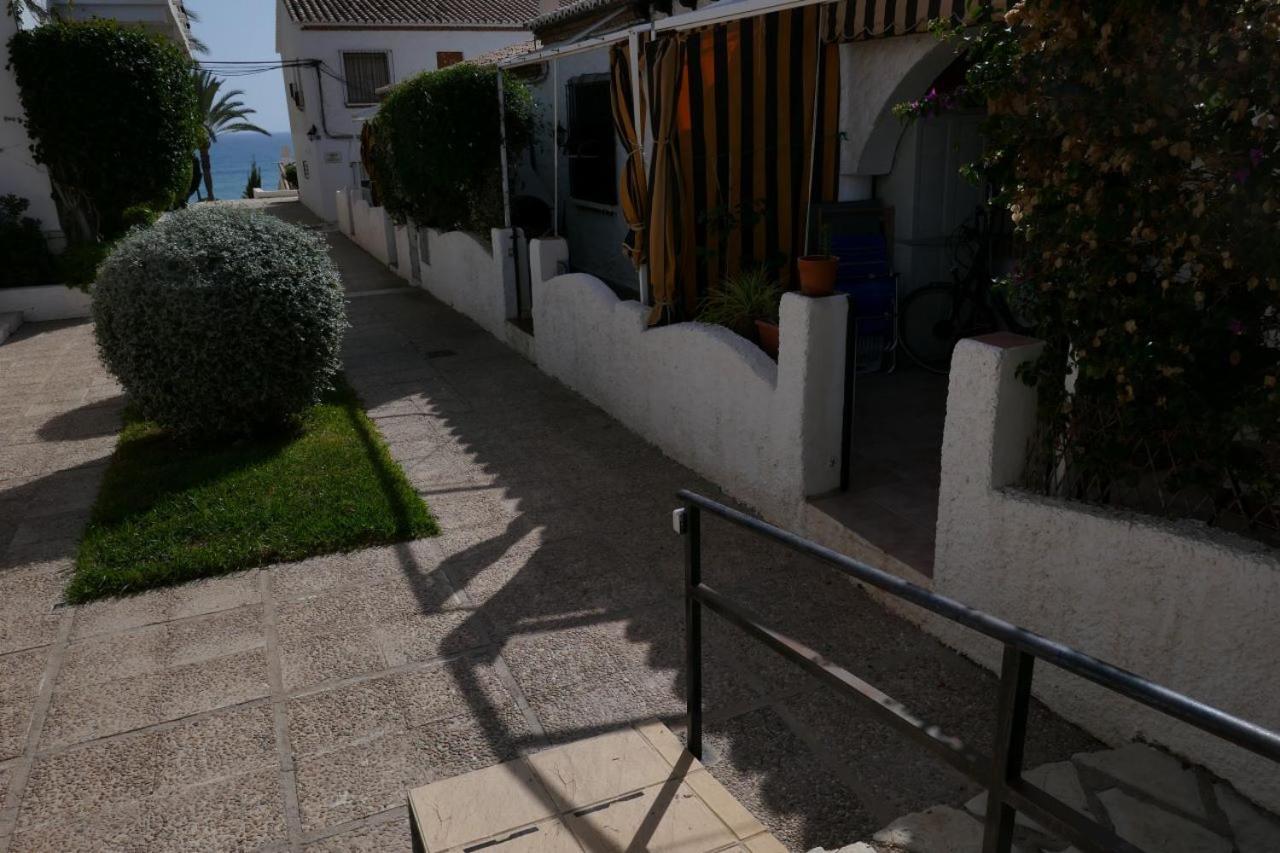 Pueblo Espanol El Campello Bagian luar foto