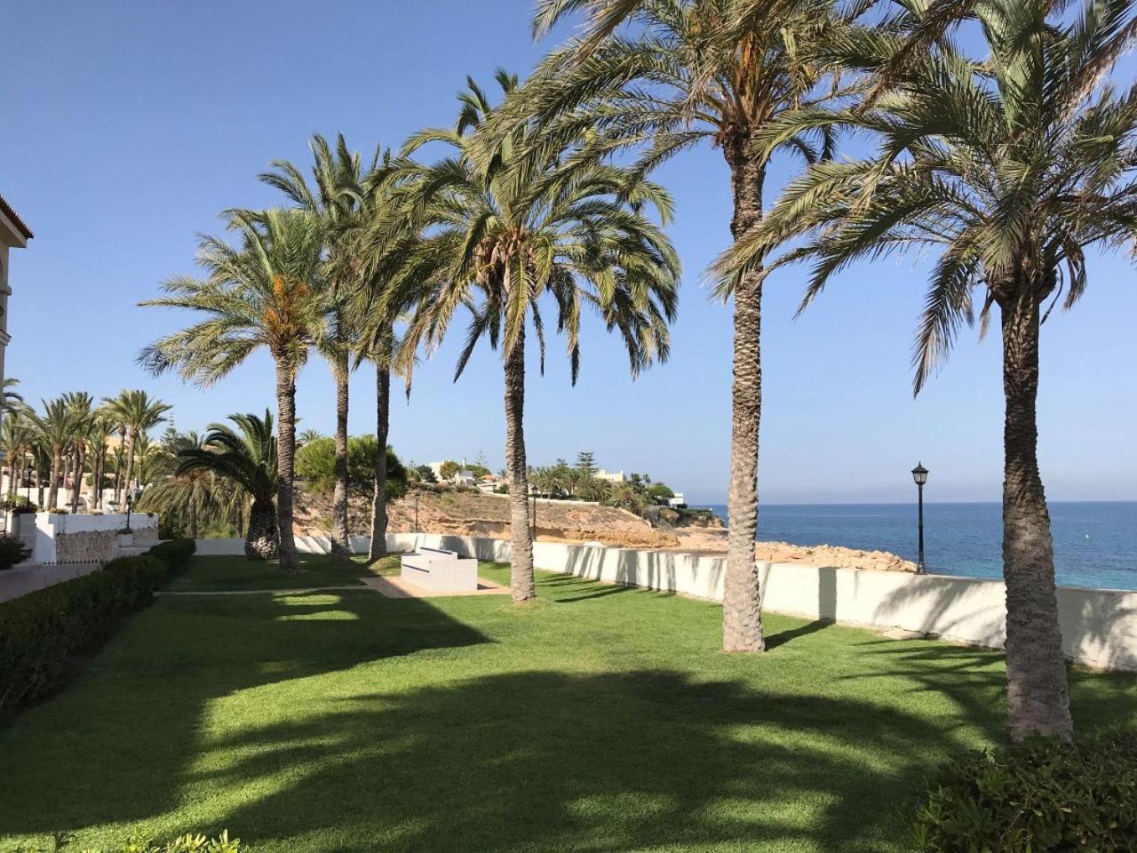 Pueblo Espanol El Campello Bagian luar foto